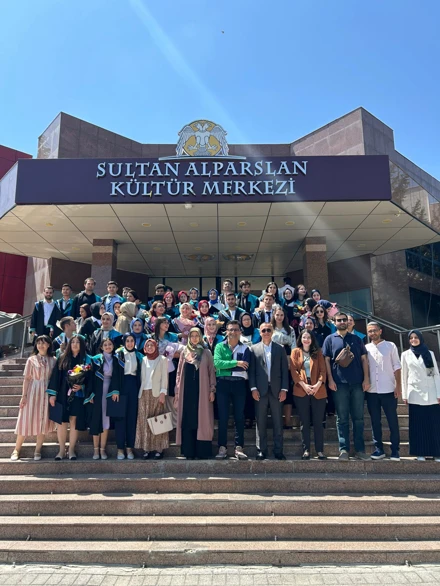 Mezuniyet törenimiz gerçekleşti. Tüm mezunlarımıza mutluluklar diliyoruz.